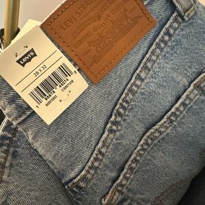 Levi's HIGH RISE RIBCAGE WIDE LEG DENIM 28W x 32L